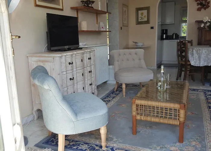 Welcome Traveller Alema House