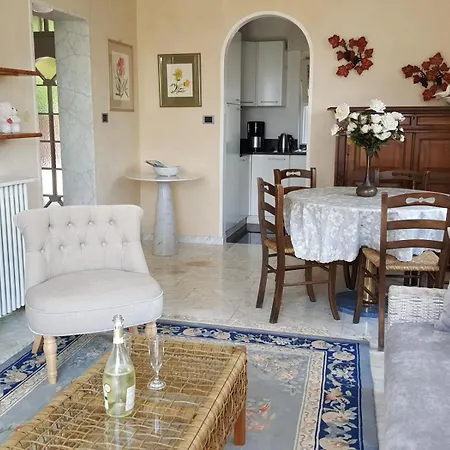 Welcome Traveller Alema House *